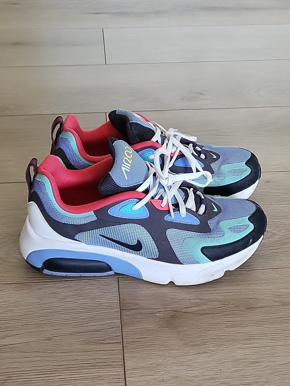 Nike  Air Max 200 Sneakers in Blue, Teal, Pink and Black